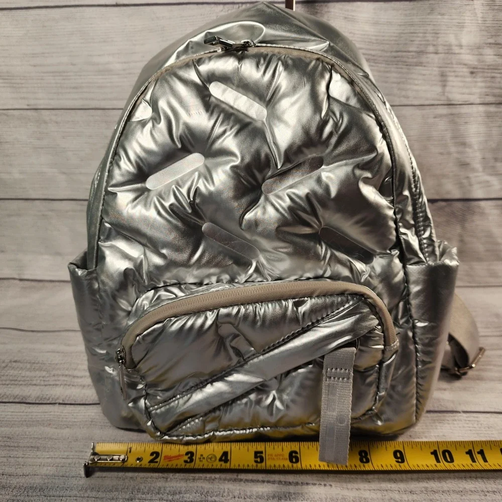 Go Dash Dot Maya Mini Backpack Silver Metallic Quilted Puffer Bag NEW